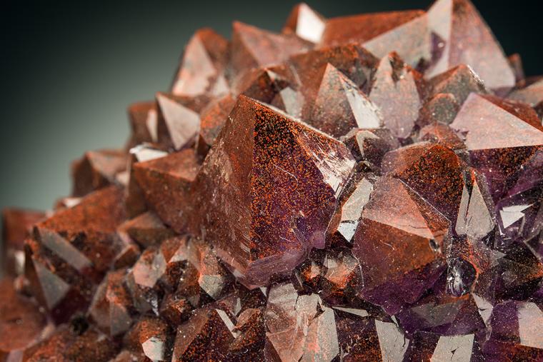 QUARTZ var. Amethyst